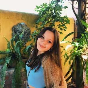 Meet your Posher, Lauren